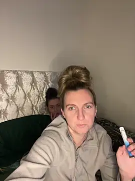 Charsworld online show from December 2, 2025, 6:25 pm