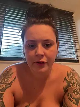 Snapshot of Charsworld chatting on March 4, 2026, 7:25 am Charsworld online show from March 4, 2026, 7:25 am