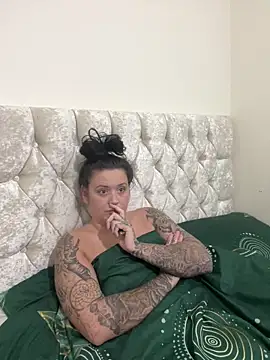 Snapshot of Charsworld chatting on March 6, 2026, 7:38 am Charsworld online show from March 6, 2026, 7:38 am