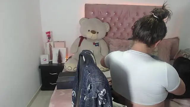 Snapshot of patty_squirt_ chatting on October 4, 2025, 2:31 am patty squirt online show from October 4, 2025, 2:31 am