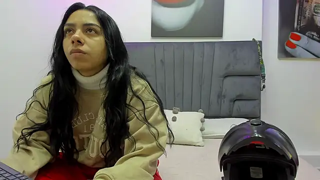 Snapshot of violet_and_myers chatting on October 10, 2025, 11:31 am violet and myers online show from October 10, 2025, 11:31 am