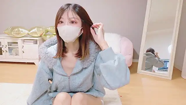 Snapshot of Yuna-ch chatting on January 7, 2026, 4:42 pm Yuna-ch online show from January 7, 2026, 4:42 pm