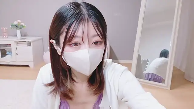 Snapshot of Yuna-ch chatting on February 27, 2026, 5:24 pm Yuna-ch online show from February 27, 2026, 5:24 pm