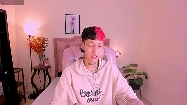 Snapshot of Luci_Rose chatting on September 21, 2025, 2:57 am Luci Rose online show from September 21, 2025, 2:57 am