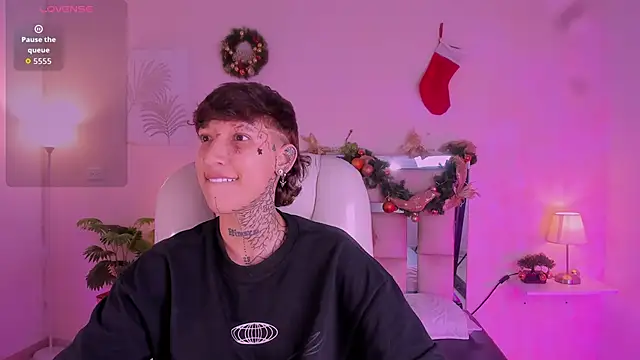 Luci Rose online show from November 30, 2025, 2:48 am