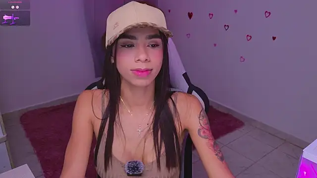 BrunetteAdams001 online show from February 22, 2026, 2:24 am