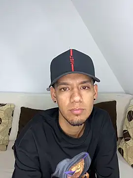 liam cam online show from January 19, 2026, 4:38 am