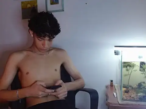 Xtremeplay 18 online show from September 22, 2025, 8:44 pm