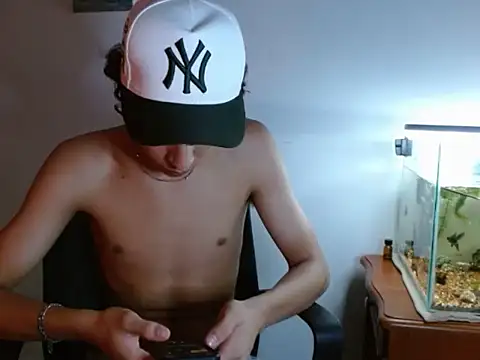 Xtremeplay 18 online show from September 26, 2025, 8:13 pm