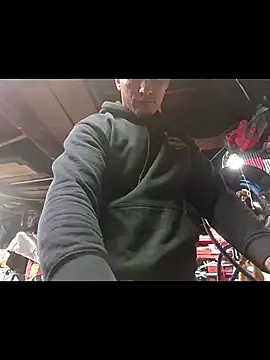 twistafatpipe online show from November 7, 2025, 7:19 am