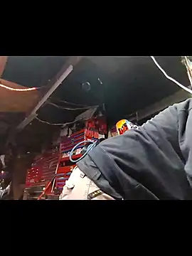 twistafatpipe online show from November 20, 2025, 10:42 pm