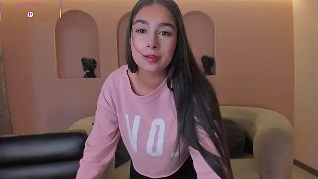 Snapshot of VeronicaBlue chatting on October 9, 2025, 11:30 am VeronicaBlue online show from October 9, 2025, 11:30 am