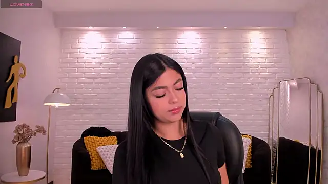 NataliaGaret online show from February 4, 2026, 1:55 am