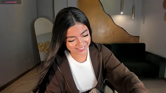 Snapshot of NataliaGaret chatting on May 25, 2026, 10:10 am NataliaGaret online show from May 25, 2026, 10:10 am