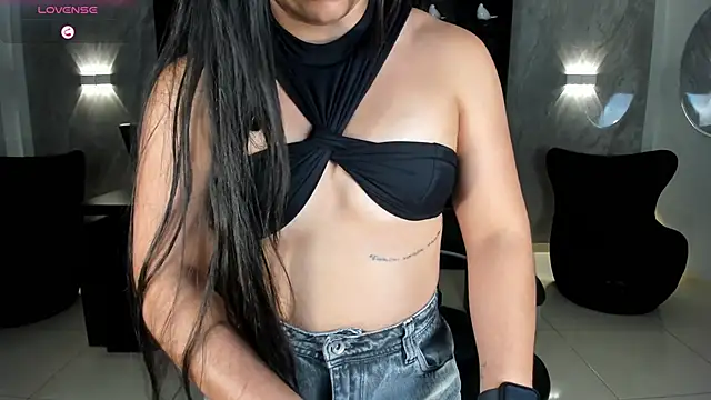 MilaColeman online show from May 19, 2026, 5:36 am
