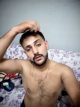 Muratcan33 online show from October 17, 2025, 9:28 pm