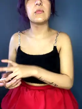 AliceePretty online show from September 9, 2025, 9:03 pm