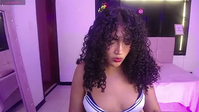 Snapshot of emiily_smith1 chatting on October 4, 2025, 9:46 pm emiily smith1 online show from October 4, 2025, 9:46 pm