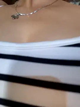 Nana-bar online show from May 6, 2026, 3:24 am