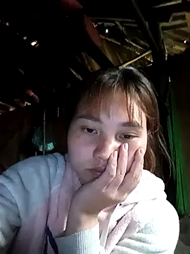 EllyBaby20 online show from May 9, 2026, 6:18 am