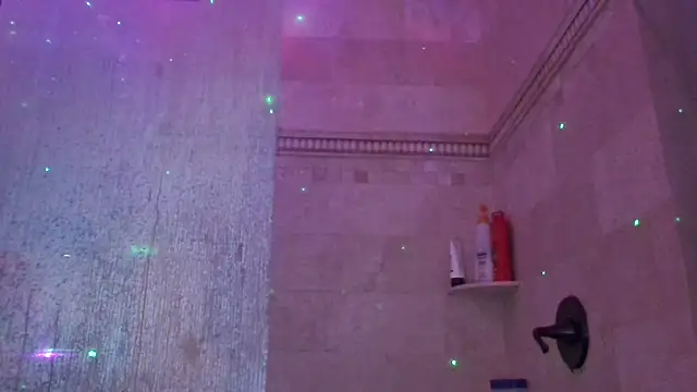 Snapshot of TallDrink11 chatting on November 5, 2025, 4:40 pm TallDrink11 online show from November 5, 2025, 4:40 pm