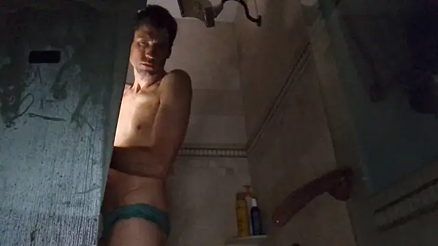 Snapshot of TallDrink11 chatting on November 15, 2025, 11:07 am TallDrink11 online show from November 15, 2025, 11:07 am