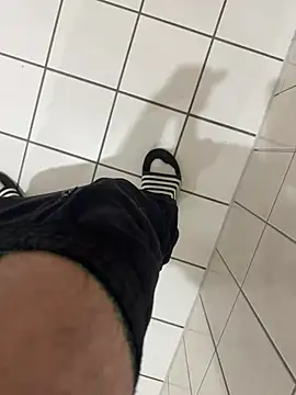 Dicksxd online show from February 11, 2026, 7:08 pm