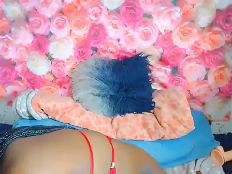 MiniMinaj online show from December 22, 2025, 7:44 pm