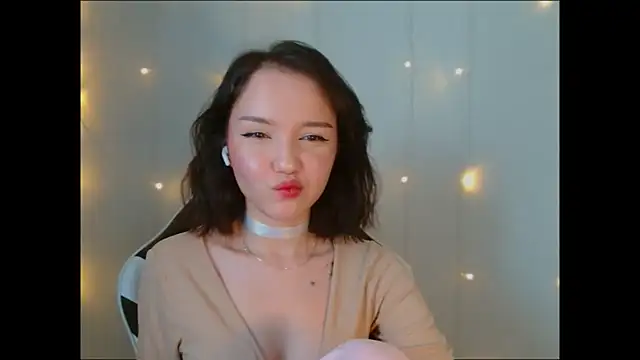 Snapshot of DemiWildcat chatting on September 19, 2025, 12:17 pm DemiWildcat online show from September 19, 2025, 12:17 pm