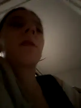 Snapshot of SugarBabyIvy chatting on September 15, 2025, 4:23 am SugarBabyIvy online show from September 15, 2025, 4:23 am