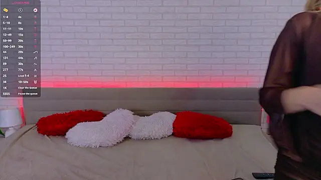 evafolver online show from February 25, 2026, 9:19 am