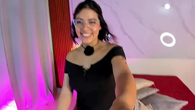 sara zc online show from February 5, 2026, 3:27 pm