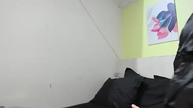 Snapshot of AtheneaArbelaez_ chatting on October 12, 2025, 1:32 pm AtheneaArbelaez online show from October 12, 2025, 1:32 pm