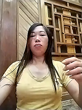 MayLyy online show from September 12, 2025, 11:21 am