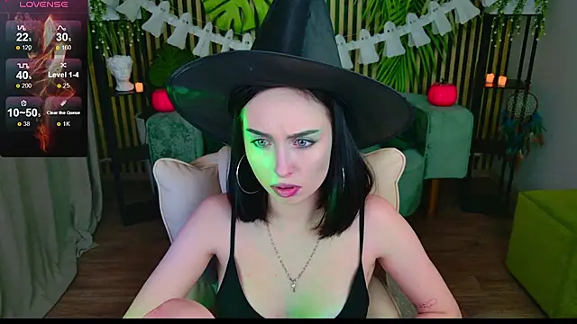 Snapshot of MonikaCarter chatting on October 25, 2025, 11:40 am MonikaCarter online show from October 25, 2025, 11:40 am