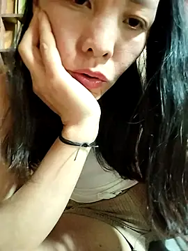 Snapshot of Sinejdk3 chatting on September 24, 2025, 8:28 am Sinejdk3 online show from September 24, 2025, 8:28 am