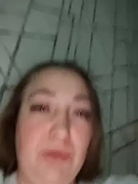 Snapshot of Kiss_Eva chatting on December 4, 2025, 5:10 pm Kiss Eva online show from December 4, 2025, 5:10 pm