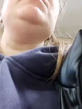 Kiss Eva online show from February 24, 2026, 10:13 am