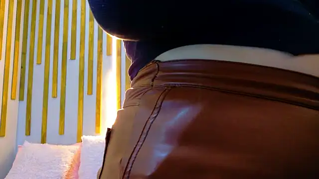 Angel saez online show from December 4, 2025, 10:57 am