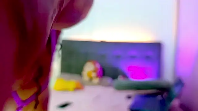 Snapshot of raven_stonee chatting on February 16, 2026, 11:56 pm raven stonee online show from February 16, 2026, 11:56 pm