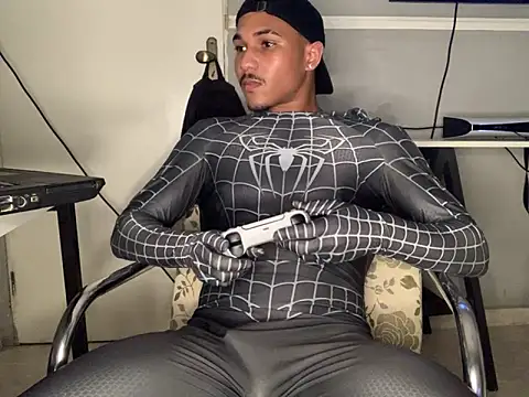 edualqxo online show from October 18, 2025, 11:38 pm