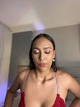 MiilaBlake online show from May 14, 2026, 7:42 pm