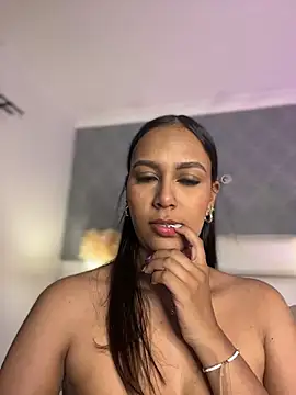 MiilaBlake online show from July 11, 2026, 8:33 pm