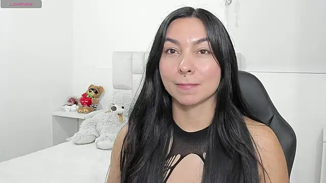 Ms milarose online show from June 5, 2026, 6:52 am