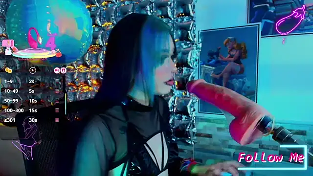  sakura sweet online show from October 20, 2025, 11:27 pm