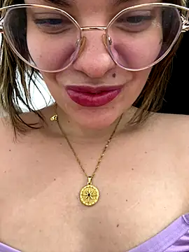 Snapshot of Pribaixinha chatting on October 9, 2025, 6:33 am Pribaixinha online show from October 9, 2025, 6:33 am