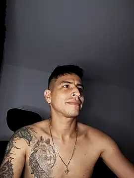 Juann-cock online show from December 14, 2025, 12:27 am