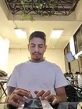 Juann-cock online show from June 11, 2026, 5:05 am