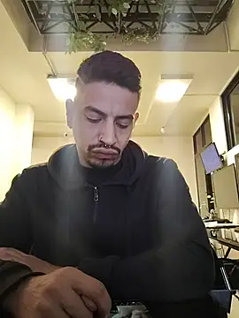 Juann-cock online show from June 25, 2026, 5:07 am