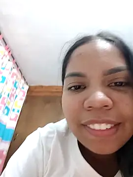 CloeeHills  online show from October 17, 2025, 6:21 pm